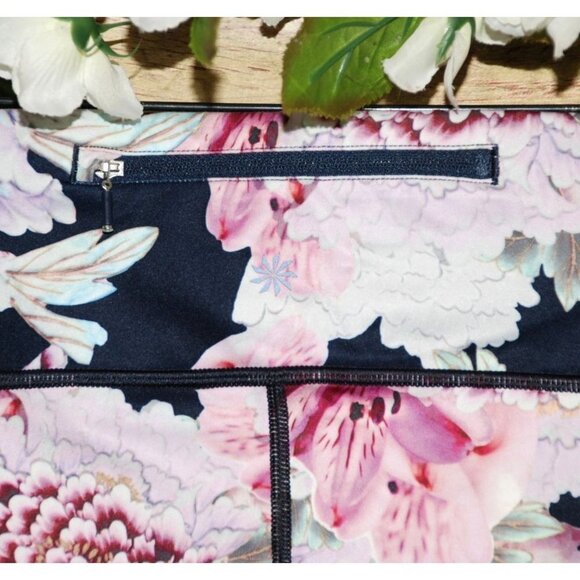 Athleta Athletic Size M Run Free Garden Party 7/8 Ankle Tight Yoga Pants Floral - Picture 6 of 9